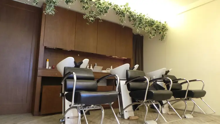 美容室Lee 上新庄vita店の内観・外観2