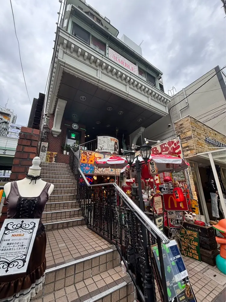 RIMI NAILの内観・外観2