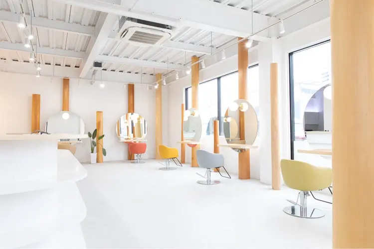 HUEの内観・外観2