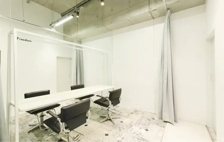 GO TODAY シェアサロン Flos店の内観・外観1