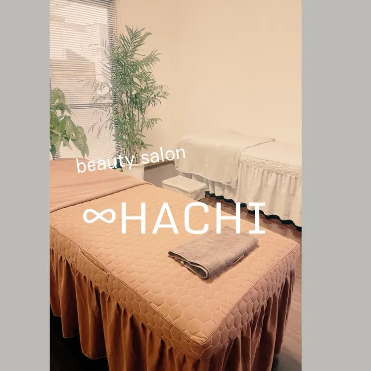 ∞ HACHIの内観・外観1