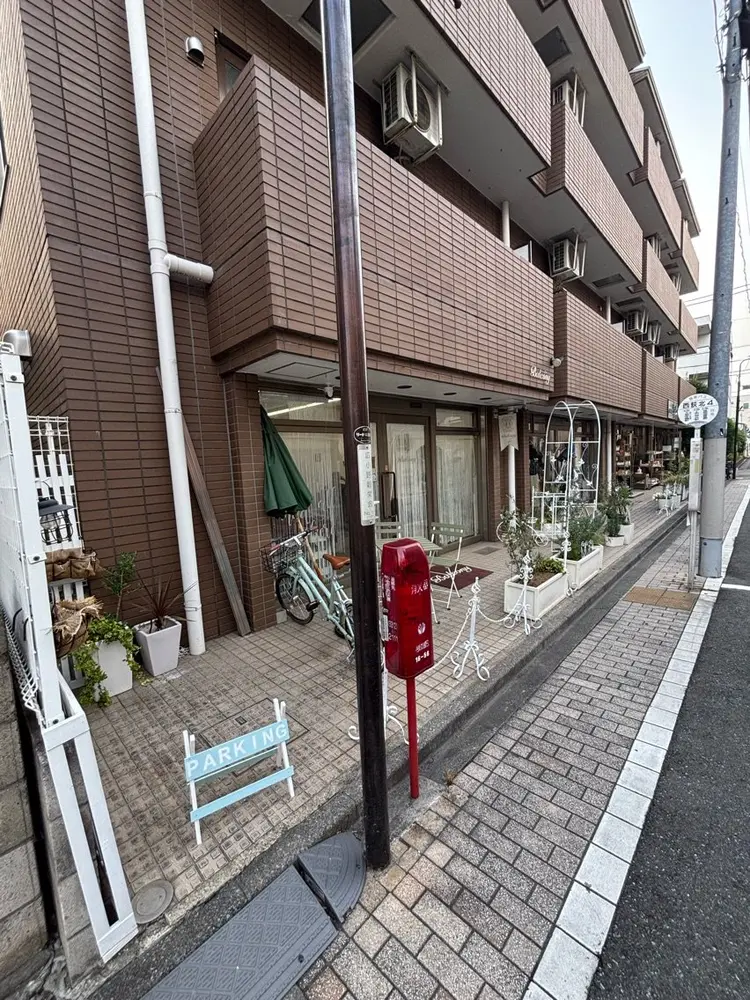 ネイルサロンmiaの内観・外観2