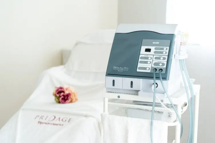 つや肌専門サロン　blue roseの内観・外観1