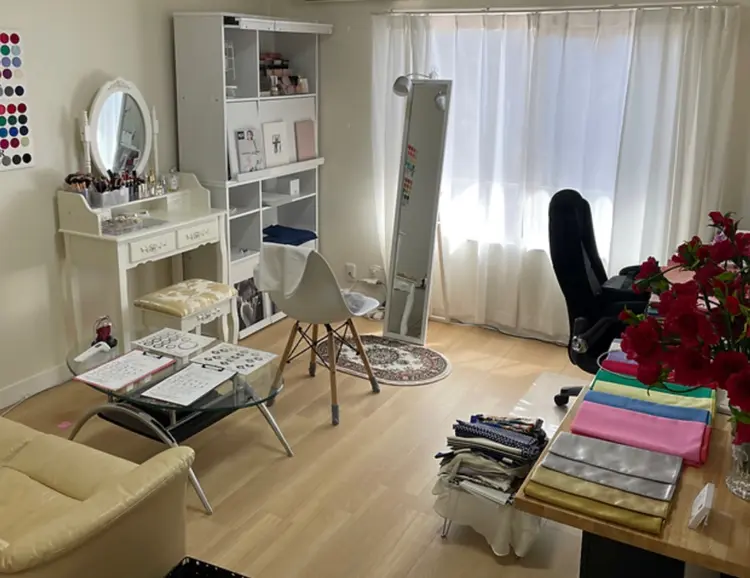 Salon AMARAの内観・外観1