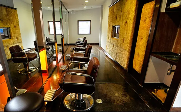 TMJの内観・外観1