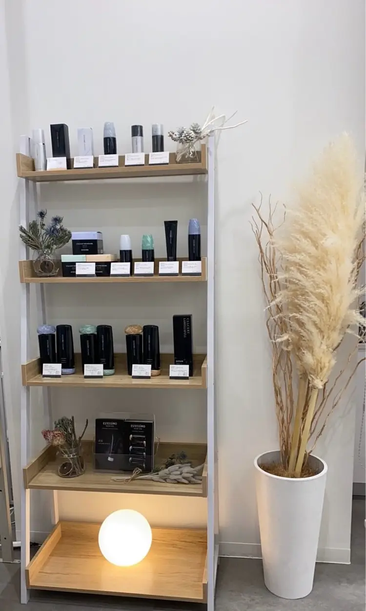 Clinical ウェットヘッドスパSAKURAの内観・外観1