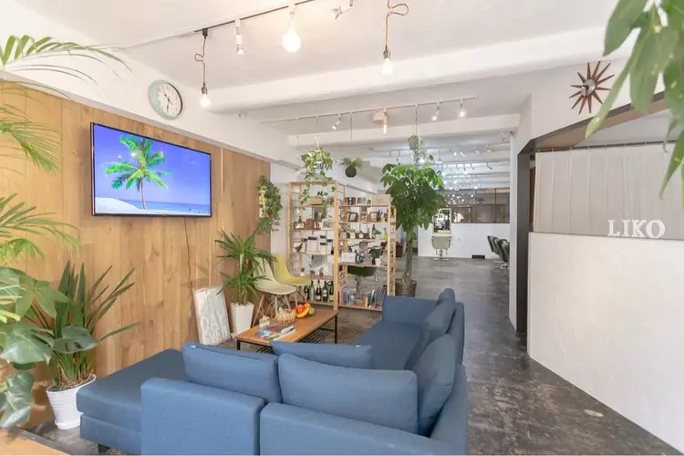 hair living liko池袋  東口店の内観・外観3