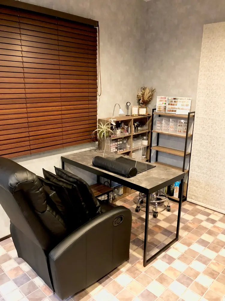 nailsalon...amanoの内観・外観1