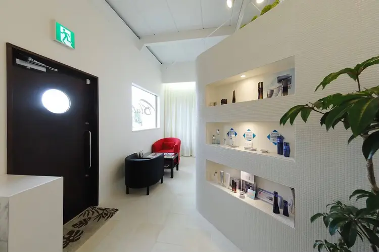 POLA Blattの内観・外観1