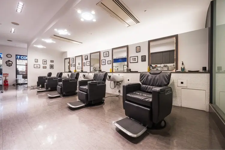 SKY MASTER BARBER渋谷【スカイマスターバーバー】の内観・外観1