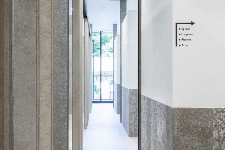 GO TODAY SHAIRE SALON 原宿liber店の内観・外観1