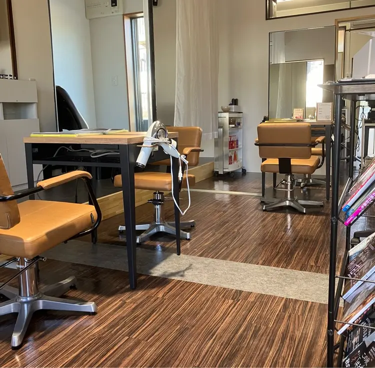 ヘアデザインシュシュの内観・外観2