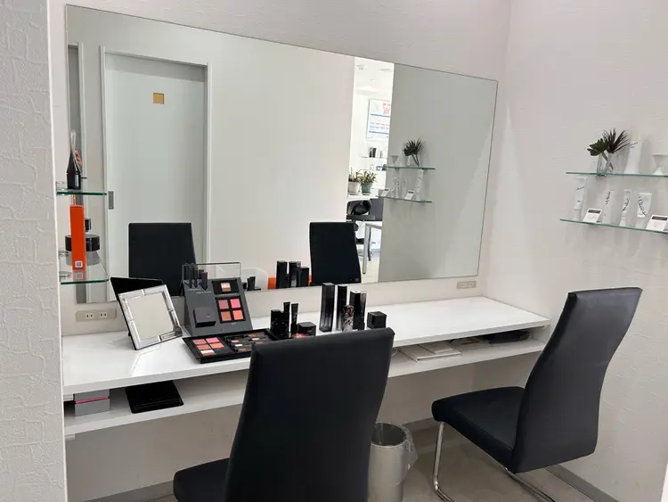 POLA伏見稲荷店の内観・外観3