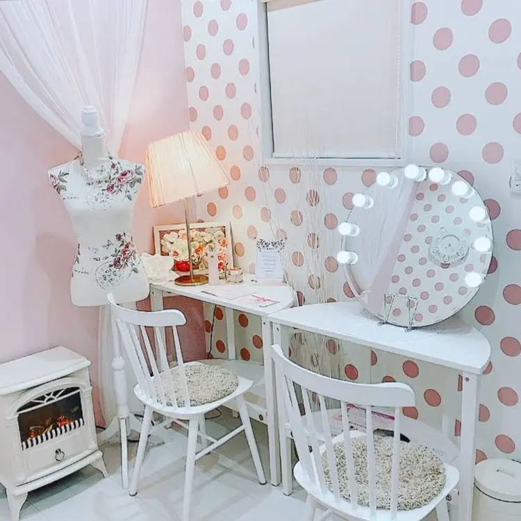 ラ・フルールの内観・外観2