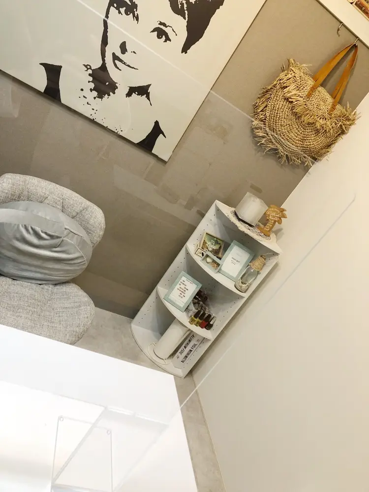 ulu    aina［ウル・アイナ］の内観・外観3