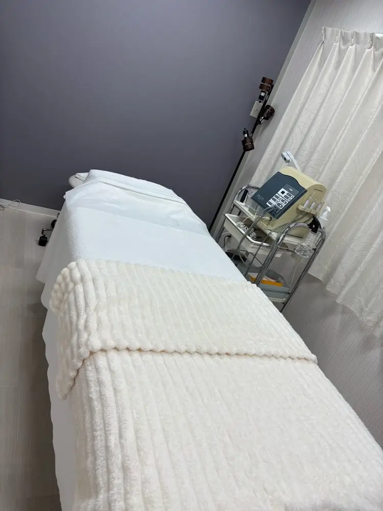 family salon ラウレア (De i,mの中でやってます)の内観・外観1