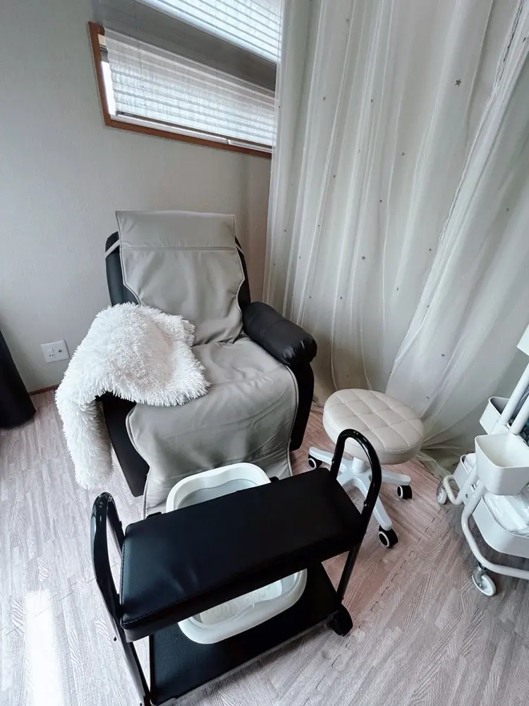 フットケアサロン miraiの内観・外観1
