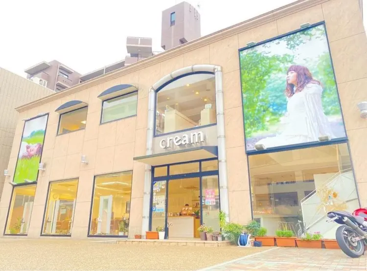 cream excelの内観・外観1