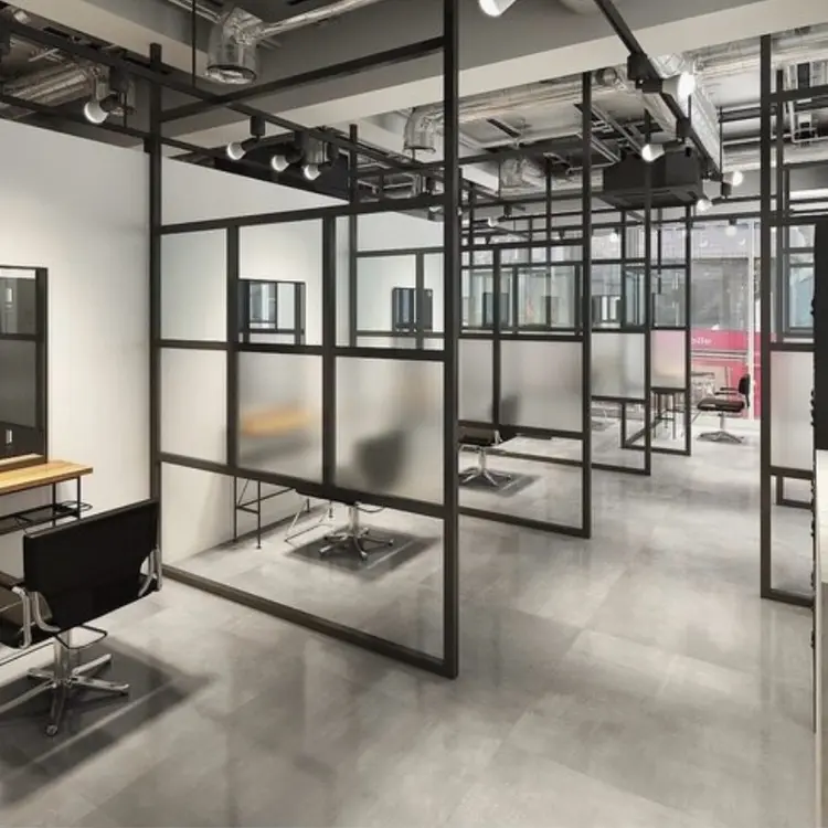 THE ESCALA 町田店の内観・外観1