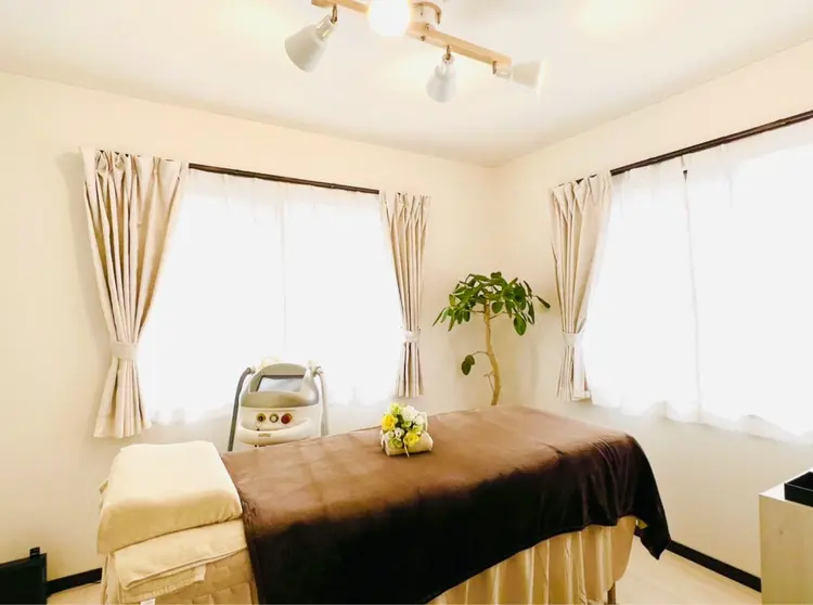 Com Crew(コムクルー)の内観・外観1