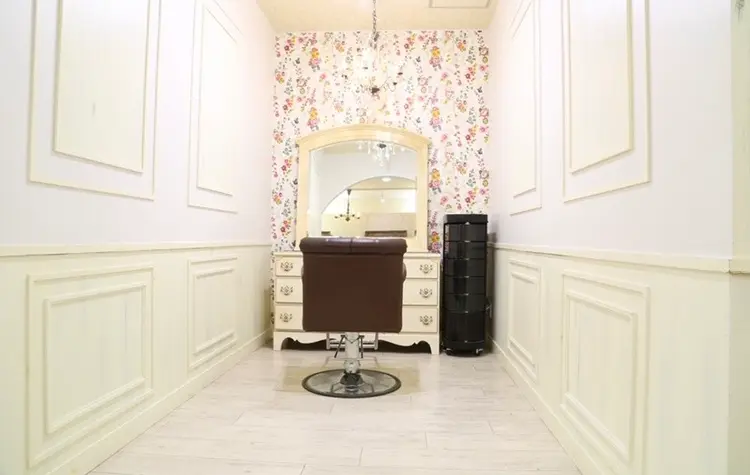  GRATIAEの内観・外観1