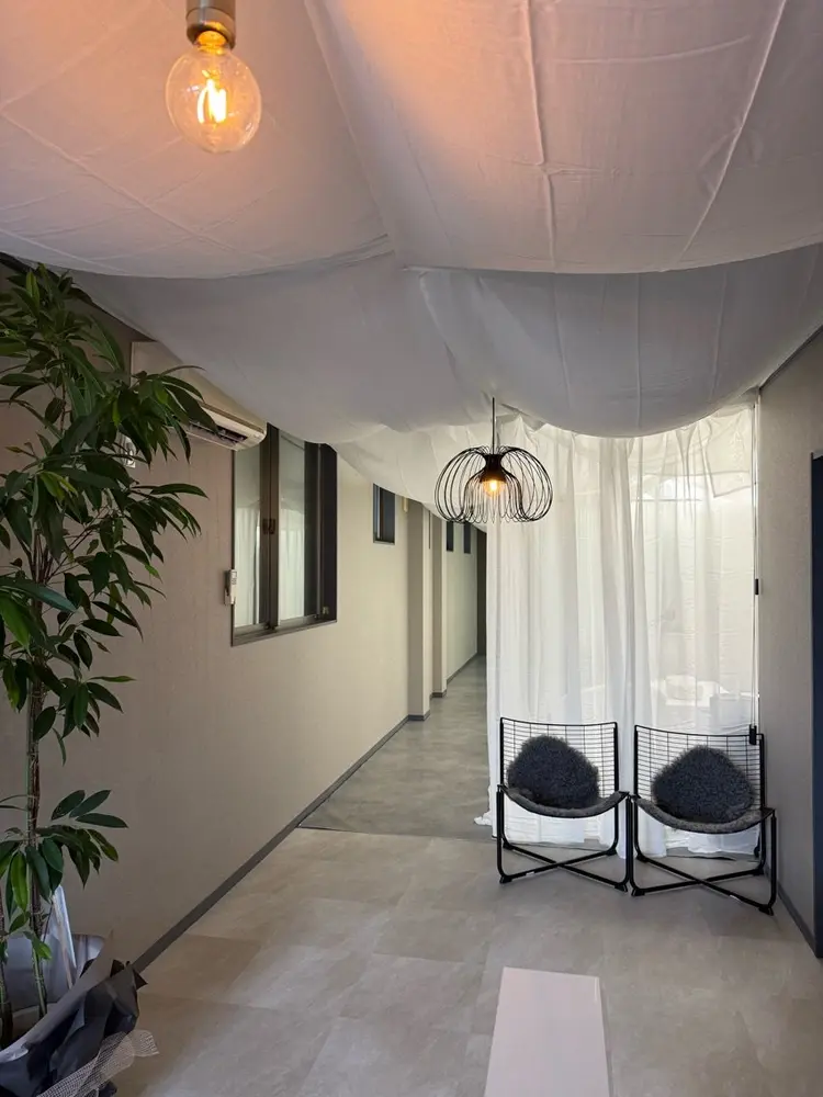 NUAHの内観・外観1