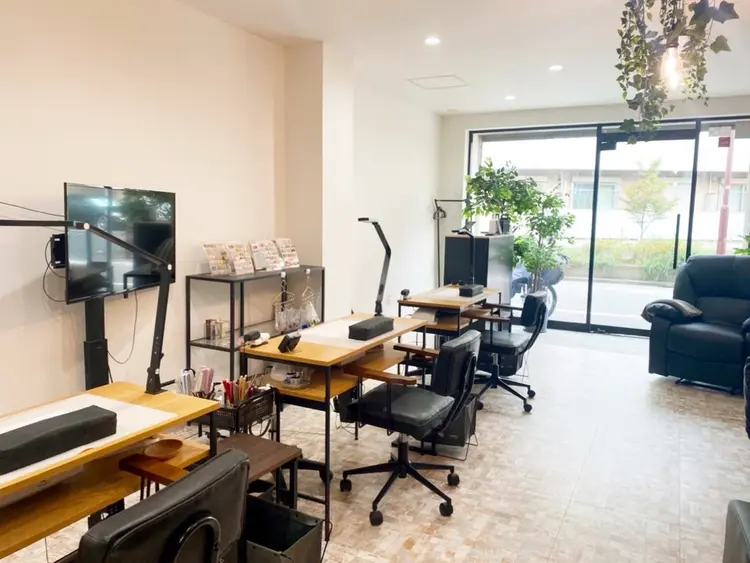 Rairia nail&eyelash 小岩店の内観・外観1