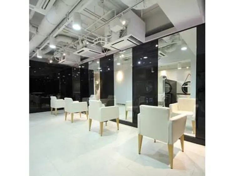 TETEの内観・外観2