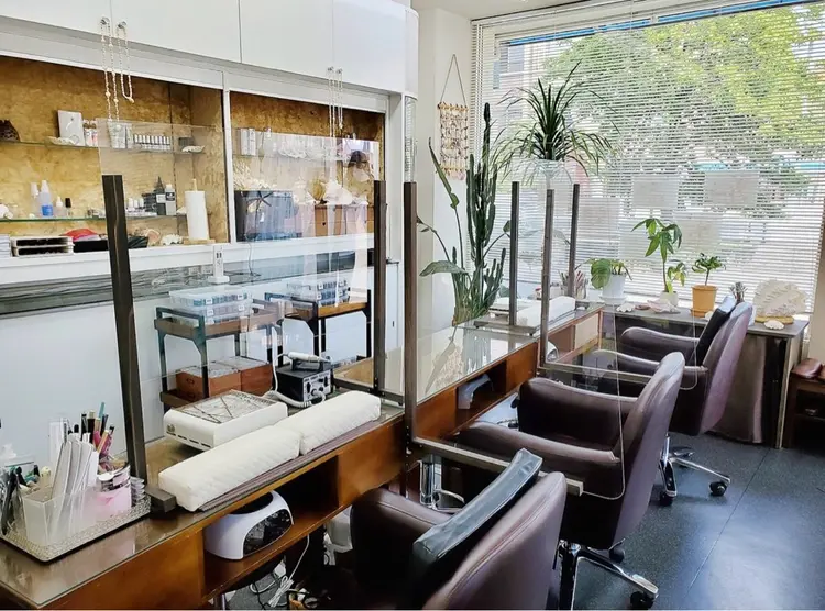 ネイルサロンshellの内観・外観2