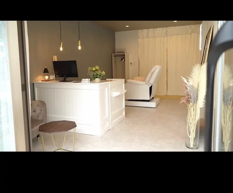 eyelash salon 3+の内観・外観2