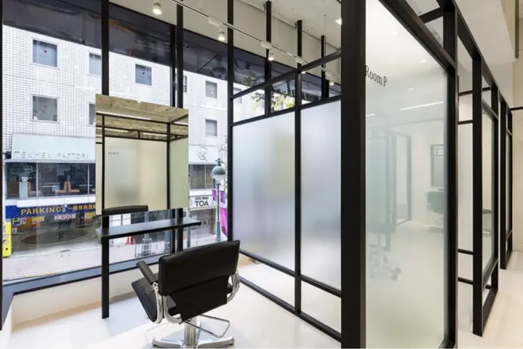 SALOWIN 渋谷の内観・外観2