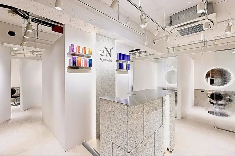 eN° by youres hair 飯田橋店の内観・外観2