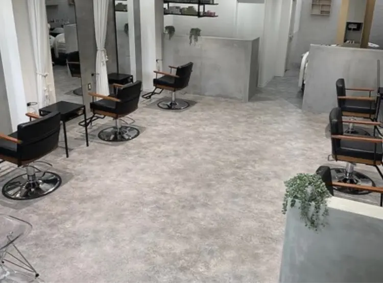 tiravento泉ヶ丘店の内観・外観1