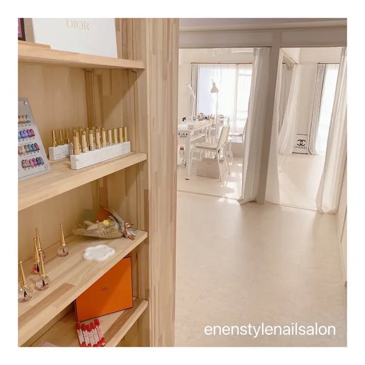 enenstyle Porcelarts & Nail Salonの内観・外観2
