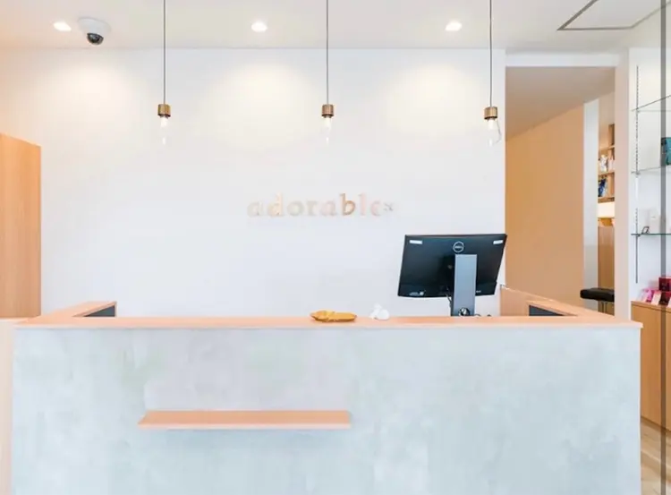 adorable新保店の内観・外観2