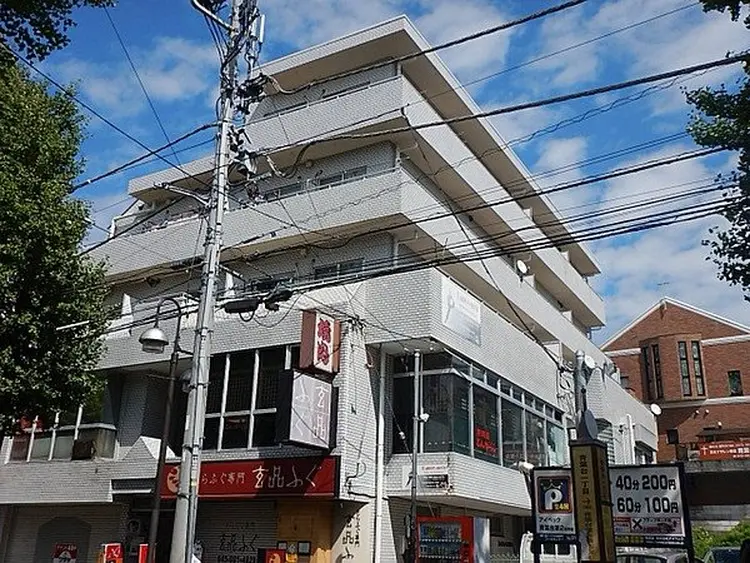 ecyeux eyelash salonの内観・外観1