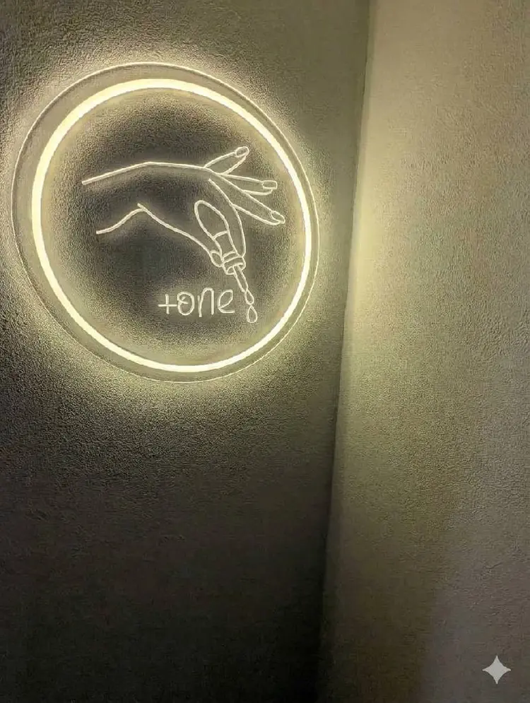 Nail＆Beauty　+oneの内観・外観2