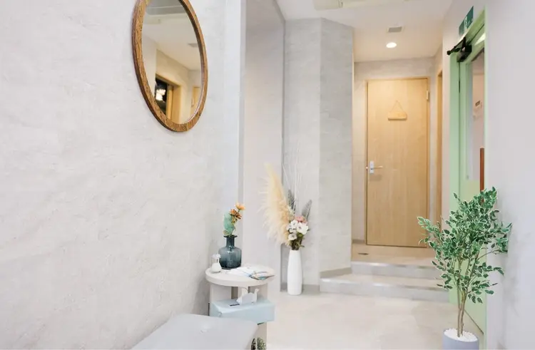 Hair Lounge Roughの内観・外観3