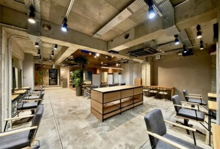 Cue_ omotesandoの内観・外観2