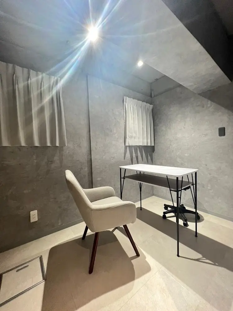 B3  ネイルシェアサロンの内観・外観2