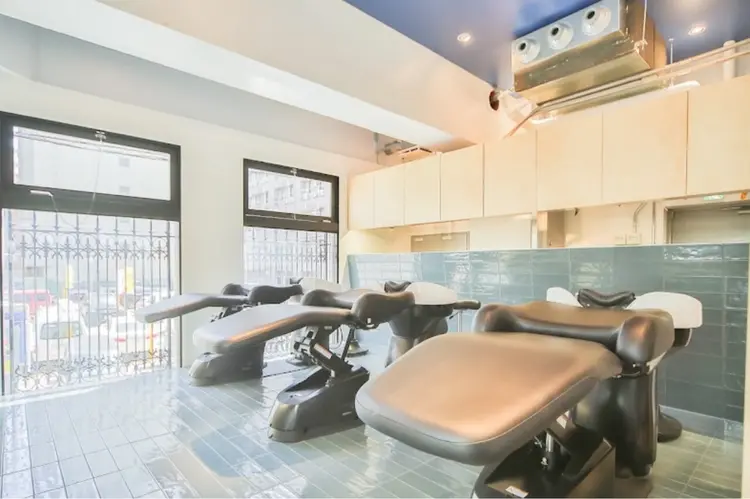 CHARLES DESSIN 北堀江の内観・外観1