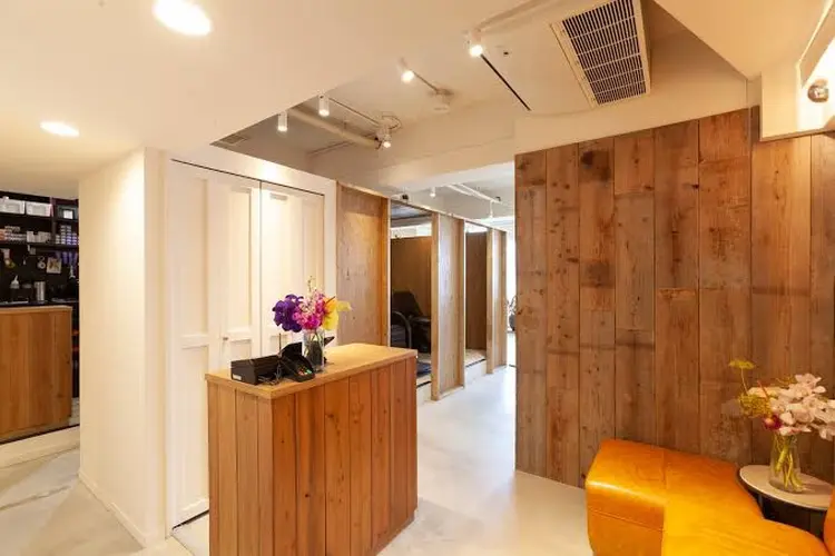 munica表参道の内観・外観1