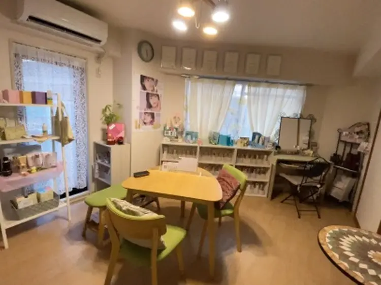 メナードフェイシャルサロン川西うねのの内観・外観2