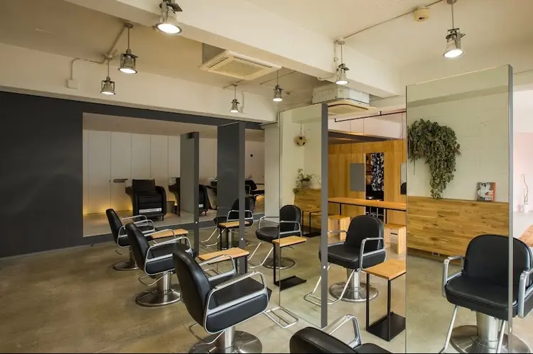 コマドの内観・外観2