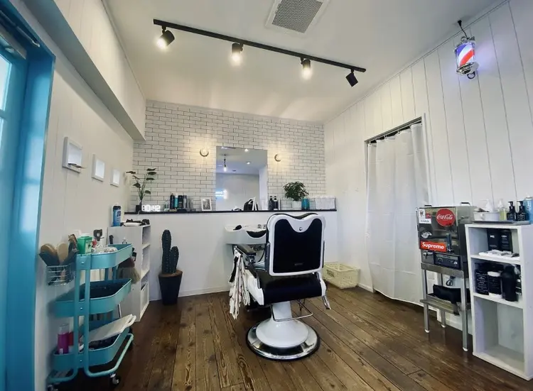 BARBER MARUYAMAの内観・外観1