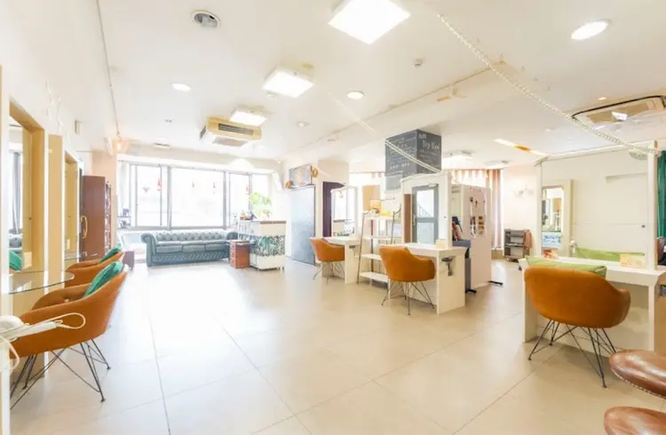 PARS bis 松戸西口店の内観・外観2