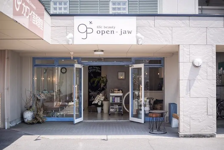Open-Jawの内観・外観1