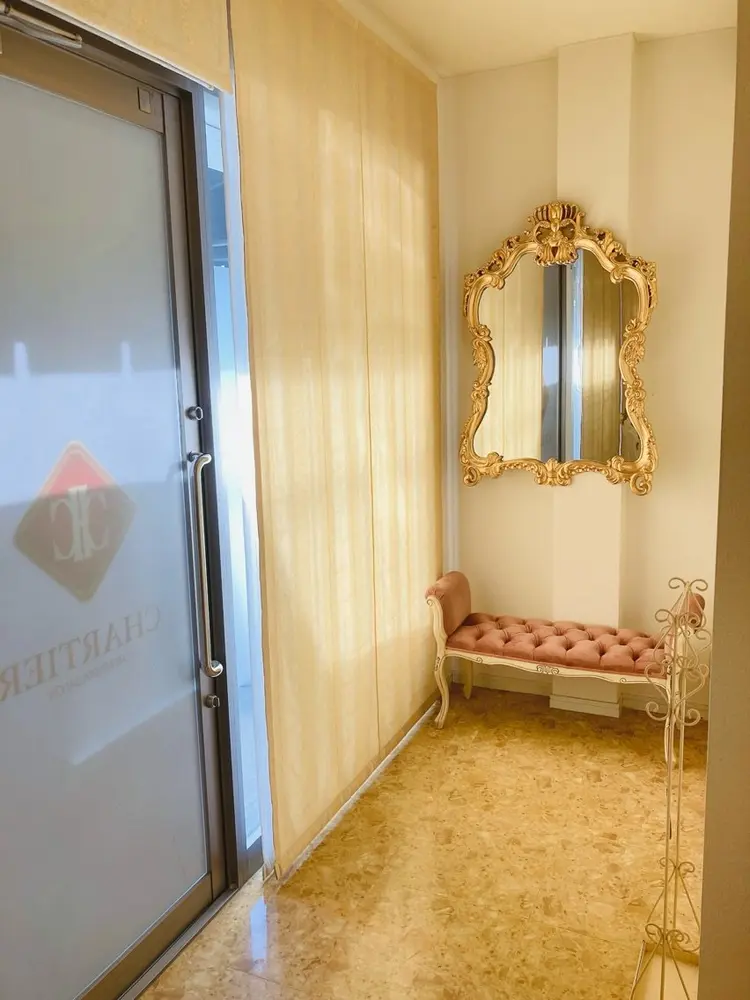 CHARTIER HEAD SPA SALONの内観・外観1