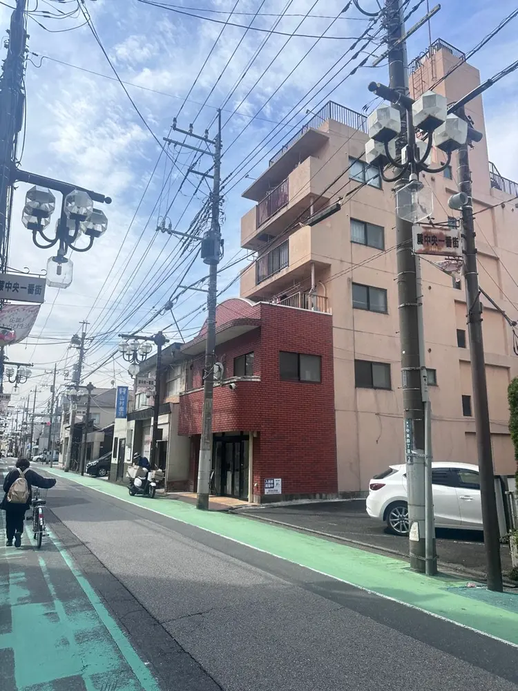 Dola　Nailの内観・外観3