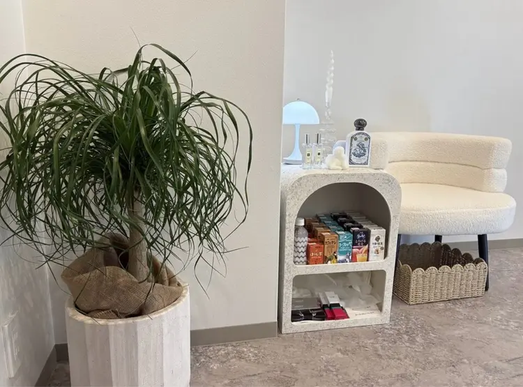 eyelash&eyebrow salon mudeの内観・外観2